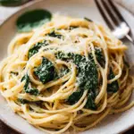 Spaghetti mit Spinat Frischk&auml;se-Sauce